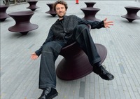 Magis_Spun_fotelis_diz_Thomas_Heatherwick